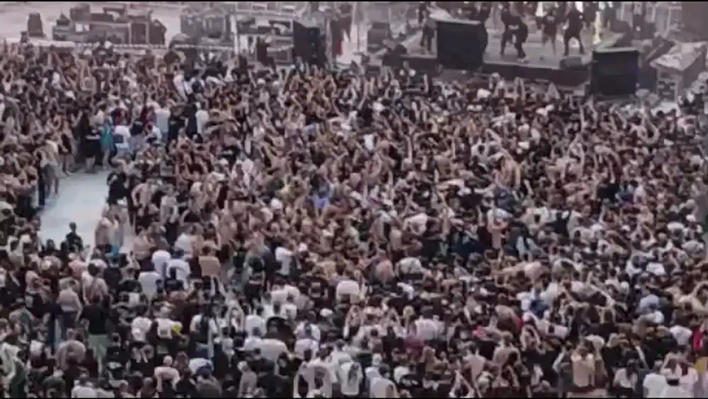 Primele imagini de la concertul Max Korzh de la București surprind un moshpit imens pe Arena Națională