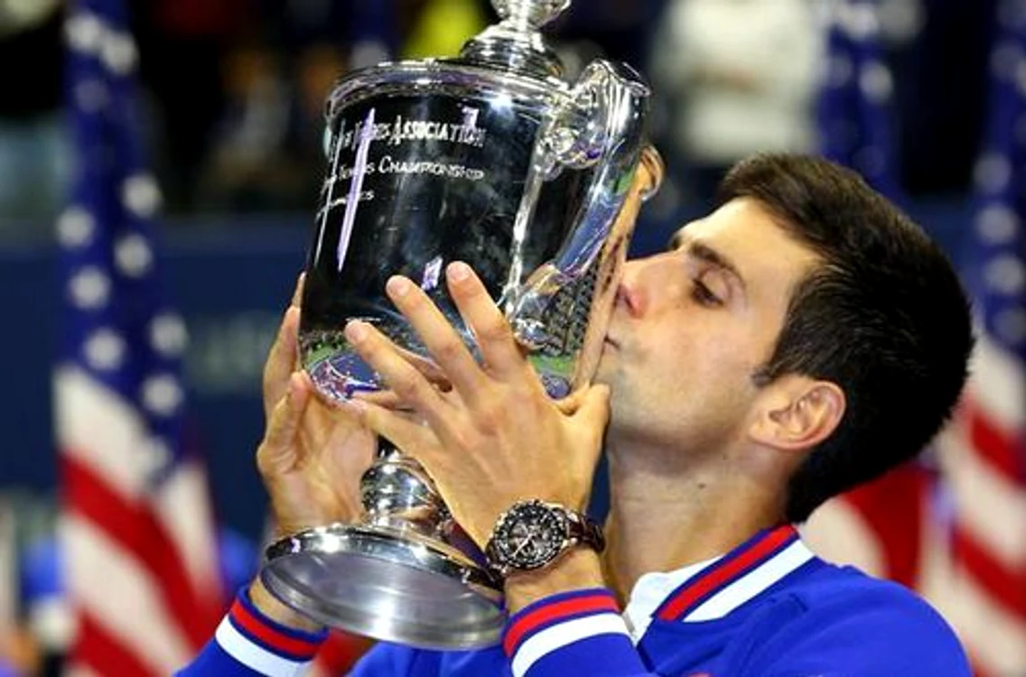 
    Novak a ridicat pentru a doua oară trofeul US OpenFoto Twitter/USOpen  