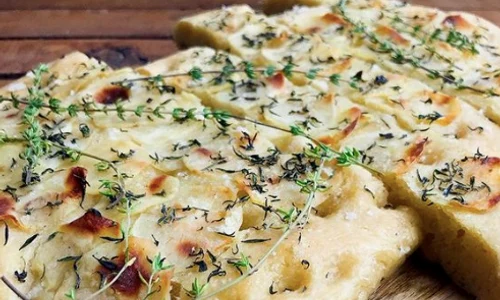 1 foccacia cu usturoi png png