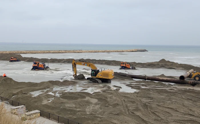 Plajele din Eforie Sud se lărgesc FOTO: Călin Gavrilaș