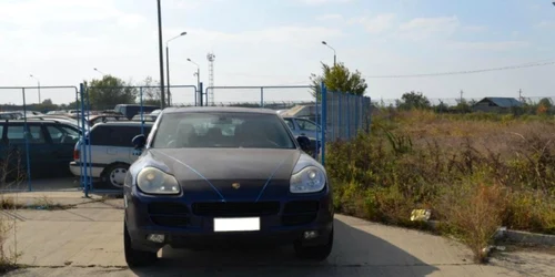 masina de lux Porsche confiscata