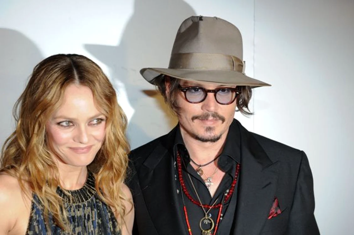 Vanessa Paradis şi Johnny Depp pe vremea când erau fericiţiFoto: AFP