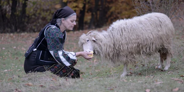 Maia Morgenstern Capra cu trei iezi jpg