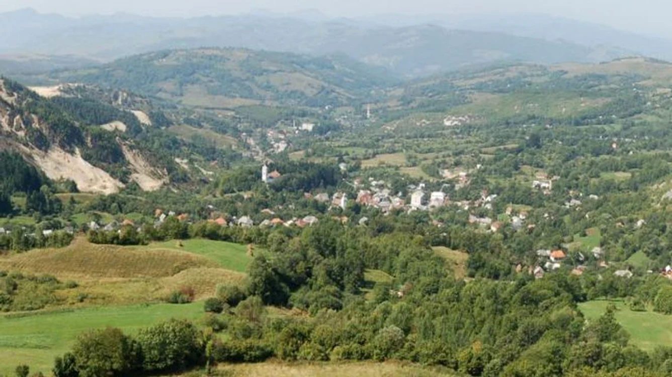 Vedere de ansamblu asupra Roșiei Montane FOTO Adevărul