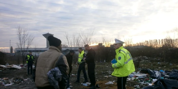 RETIM a făcut curăţenie după cei care au locuit în colibe