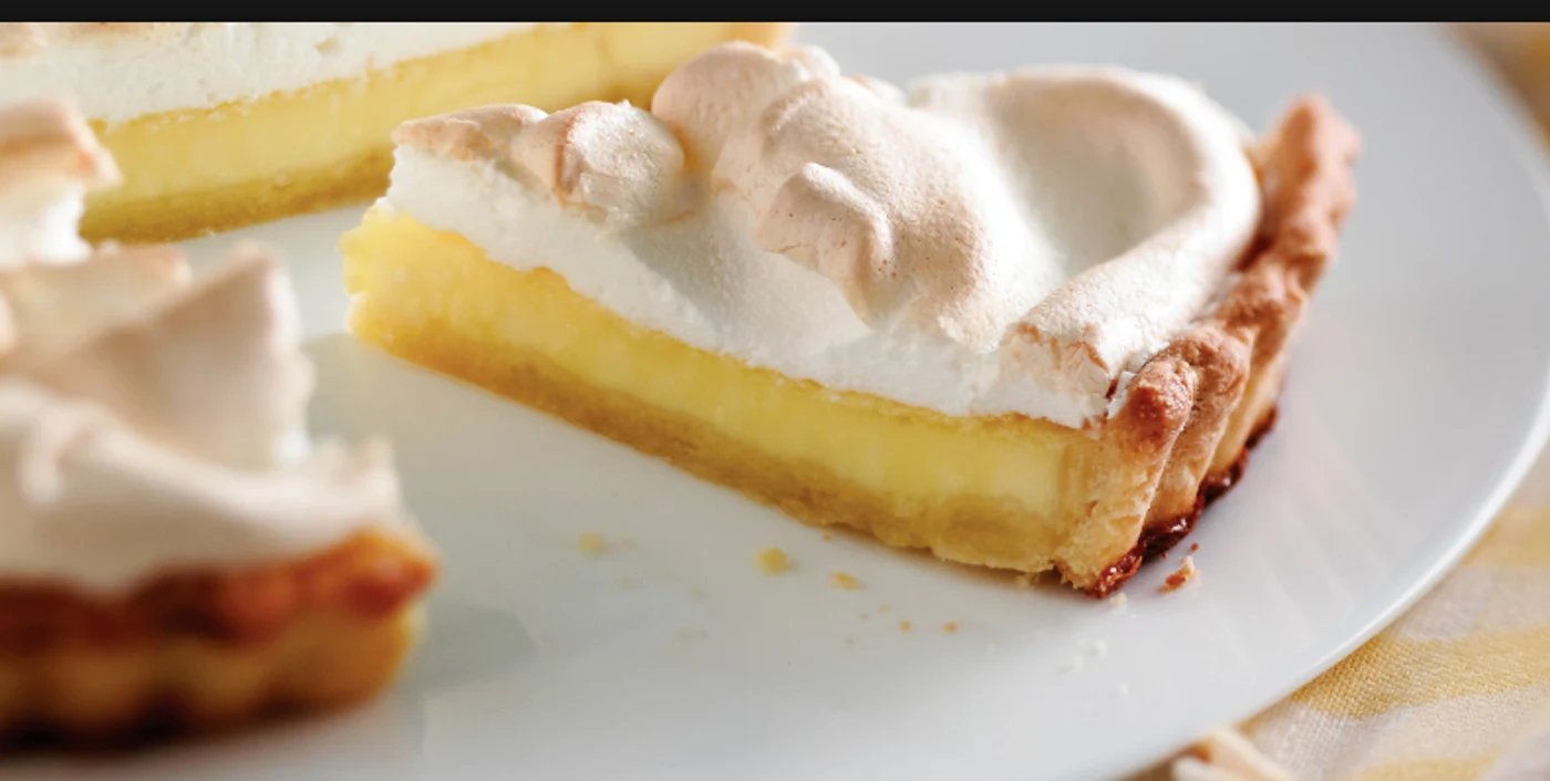 1 tarta cu lamaie si bezea png png