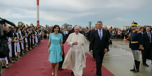 18 klaus iohannis blaj papa francisc in romania 4 jpg jpeg