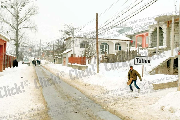 Gruia Stoica, mijloc (45 de ani) a fost adus la DNA la 29 ianuarie. Acum, e în arest preventiv