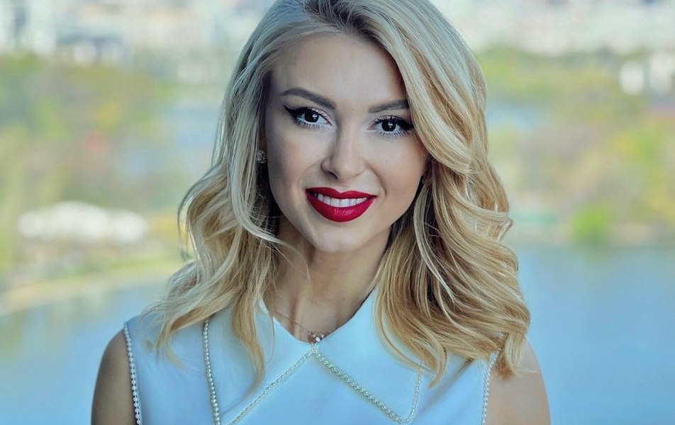 Andreea Bălan nu l-a iertat pe Cheloo nici după 20 de ani: „Ce faci tu în juriu poate să facă și o surdomută!“