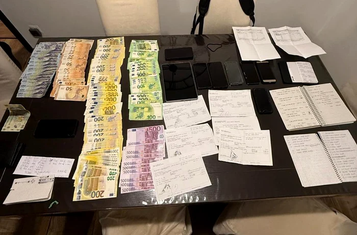 Au fost efectuate 16 percheziții domiciliare în cadrul operțiunii Jupiter 4 FOTO: Poliția Română