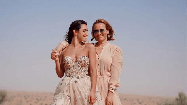 Alexia Eram, gest impresionant de ziua Andreei Esca. Ce fotografii rare din tinerețea lor a publicat: „Femeia care m-a făcut să fiu omul de azi”