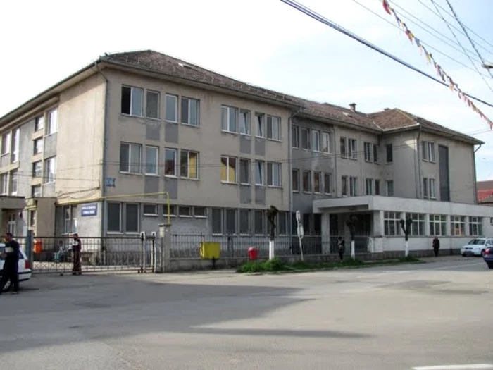 Spitalul Municipal din Câmpia Turzii FOTO: panoramio.com