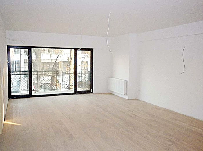 Aşa arată interioarele apartamentelor din blocul care a stârnit scandal