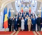 Gheorghe Hagi, înconjurat de familiei și de marii sportivi ai României la Palatul Cotroceni. FOTO: Administrația Prezidențială