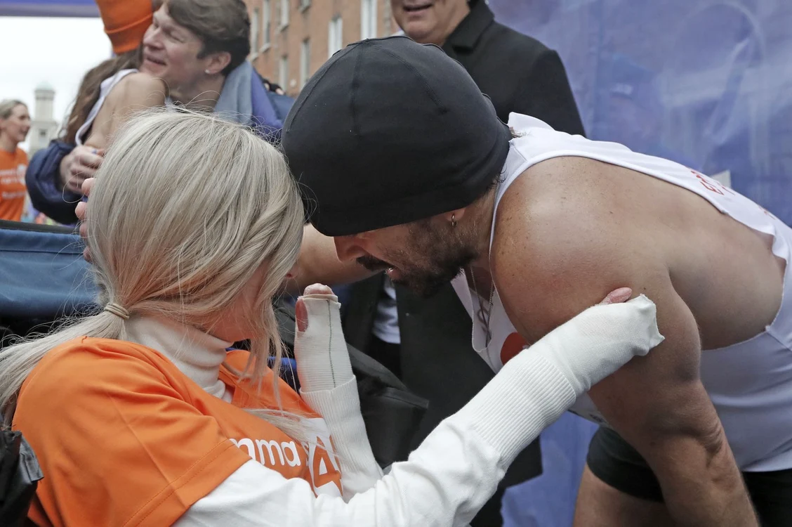 Colin și Emma sunt prieteni de mulți ani. Foto: Profimedia Images