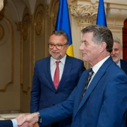 Nicuşor Dan si Președintele Curții de Conturi Europene, Tony Murphy FOTO ADM PREZIDENTIALA jpg