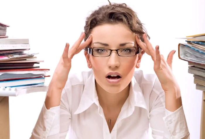 Specialiștii recomandă ascultarea de muzică înainte de culcare.www.clickpentrufemei.ro