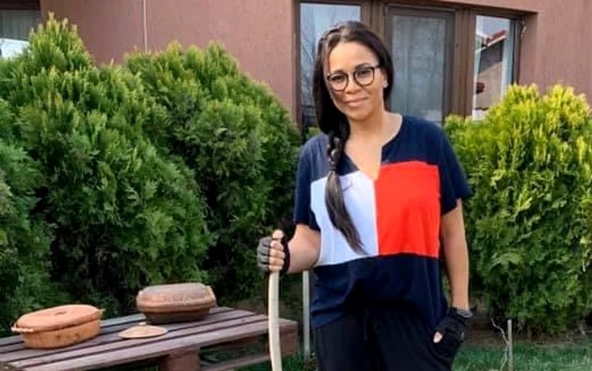 Nadine, alături de soțul și de fiul ei, într-un portret mai vechi de familiefoto: arhiva personală