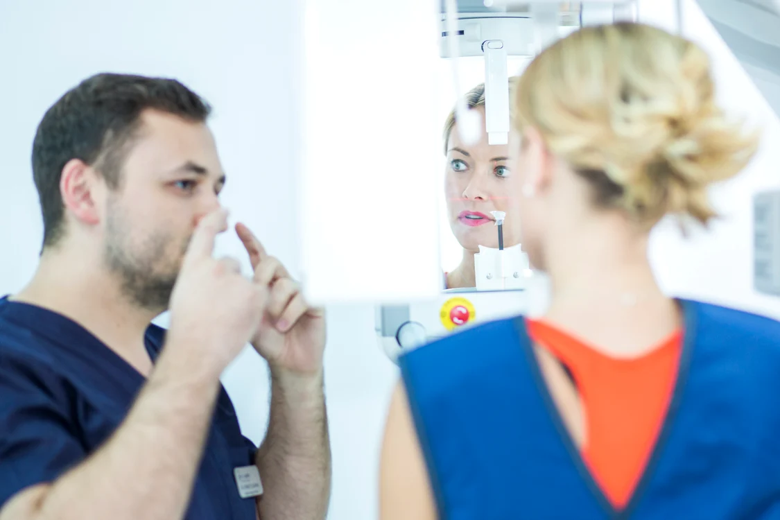 Chiar dacă este mămică şi gospodină, Diana nu uită să se aranjeze special pentru soţul ei
