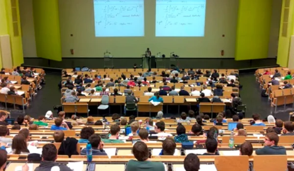 studenti pixabay jpg