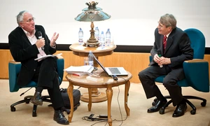 "Să privim monstrul în ochi" interviu cu profesorul Roger GRIFFIN jpeg