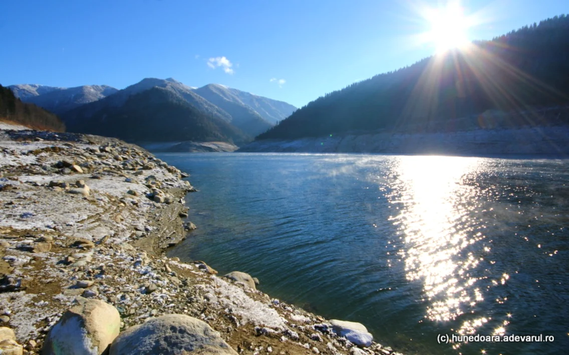 lacul gura apelor foto daniel guta adevarul