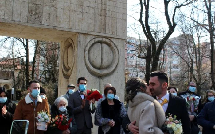 Nicolata și Florin au fost căsătoriți de edilul orașului Tg. JiuFoto: adevarul.ro