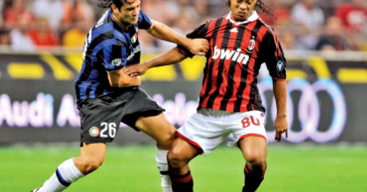 FOTBAL: Ronaldinho: "Nu mă retrag!"