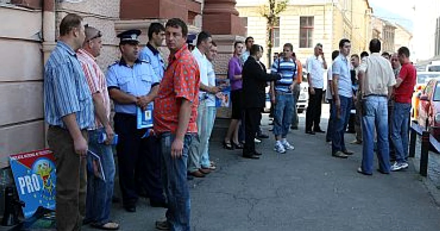 Braşov: 2% din poliţişti-sindicalişti au protestat ls Prefectură