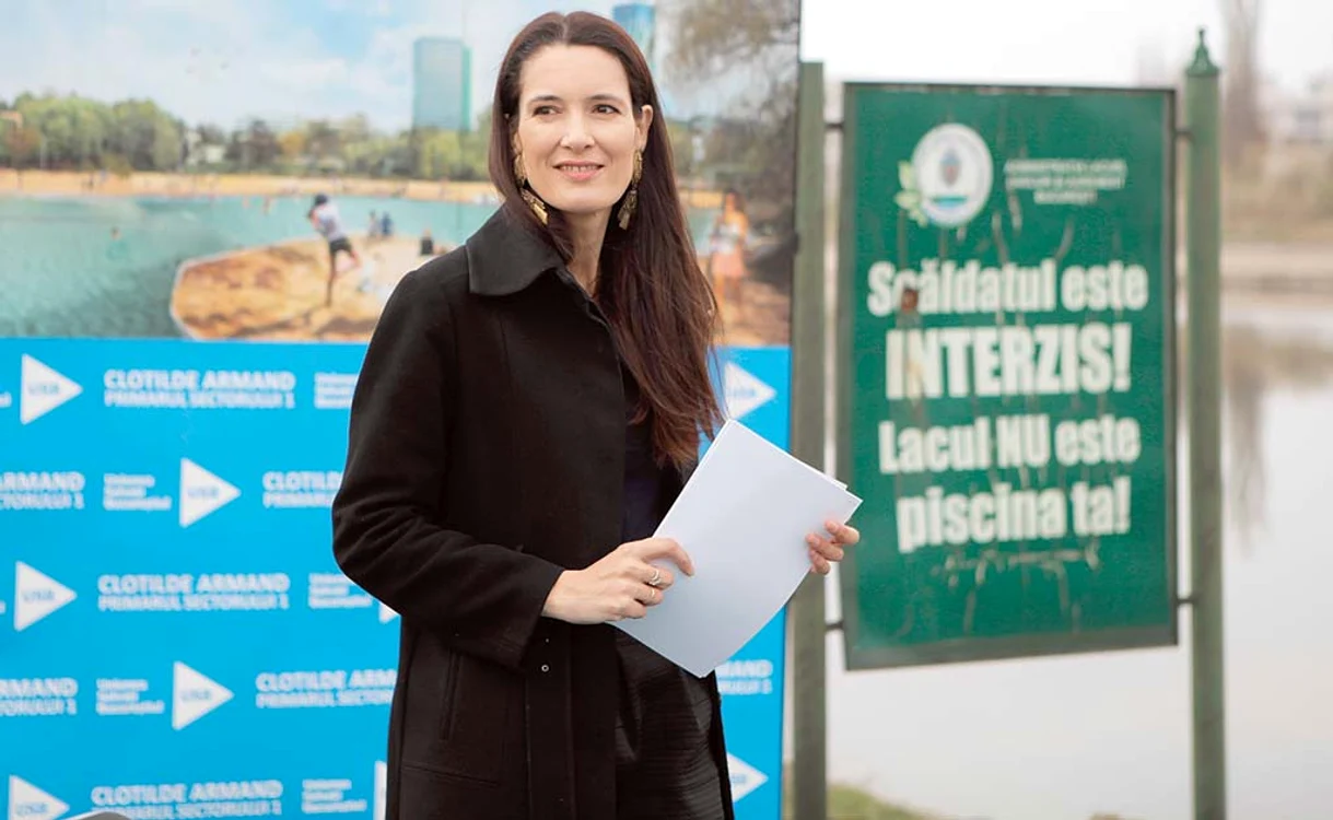 
    Simona Adriana Nagy   