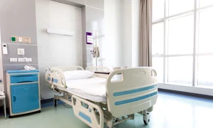 camera salon spital gol shutterstock 1674253657 jpg