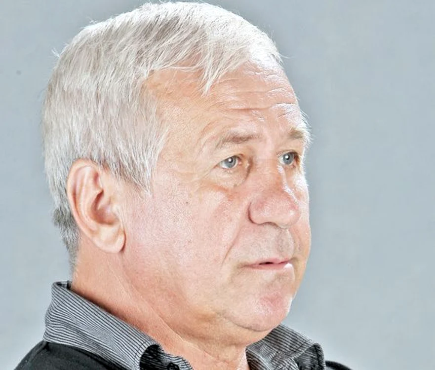 
    George Mihăiţă  