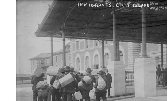„Acu se duce omu’ lumea toată și trece marea în America”  Studii şi articole despre migraţie în revistele Şcolii gustiene jpeg