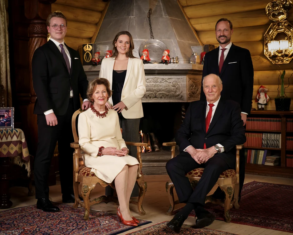 Familia Regală norvegiană în fotografia de Sărbători. FOTO: Casa Regală, Cornelius Poppe, NTB
