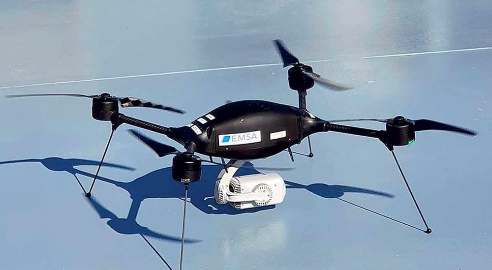 Forțele Navale vor să se doteze cu drone de supraveghere