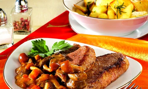 cotlete de porc cu ciuperci jpeg