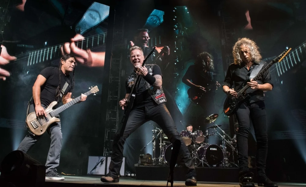 Marile concerte ale anului 2026 în România: Metallica, The Cure, Iron Maiden, Nick Cave și zeci de artiști internaționali pe scenele din țară