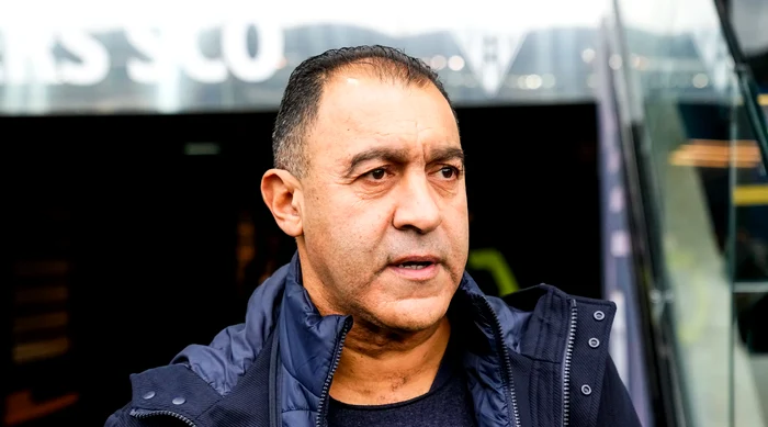 Abdel Bouhazama, fostul antrenor al lui Angers. Foto Angers SCO