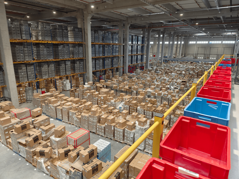 Black Friday la eMAG: Comanda medie a fost de patru produse și valoarea de 1.170 de lei. Vânzări mai mari decât anul trecut