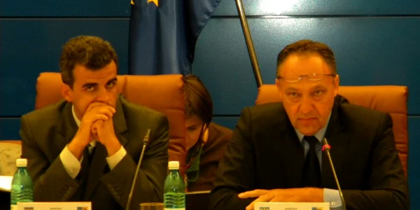 Liviu Rusu a împărţit banii după bunul lui plac