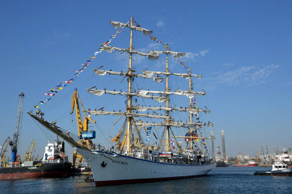 Pe Litoral are loc, în acest weekend, «Regata Marilor Veliere» la care vor participa 15 ambarcațiuni