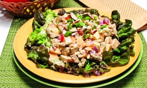 salata piept de pui jpeg