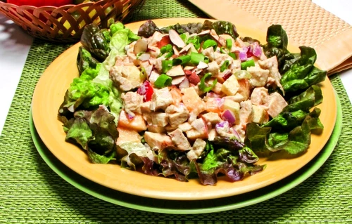 salata piept de pui jpeg