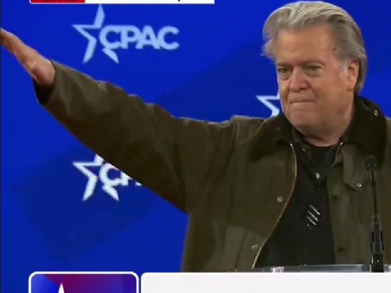 Steve Bannon, fost consilier al lui Trump, a făcut salutul nazist la adunarea extremei drepte mondiale de la Washington