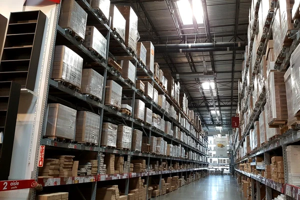 Chiriile din București pentru spații industriale sunt cu 20-25% mai mici față de Varșovia sau Budapesta