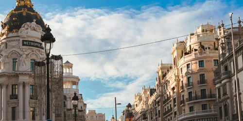 pexels mario masalladelcentro bf madrid 2149296530 32314658 jpg