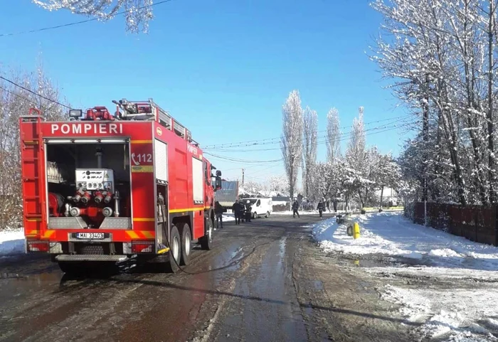 Pe numele conducătorului auto, un bărbat de 31 de ani, din Argeş, se va întocmi un dos penal pt distrugere din culpă.