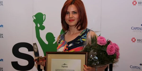 Corina Stanciu a decis încă de mică să devină medic, iar acum se pregăteşte intens, fiind bursieră în Franţa (arhiva personală) 