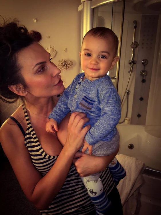 Anna şi DJ Vinny, surprinşi la cumpărături de fotoreporterii Click!Foto Click!