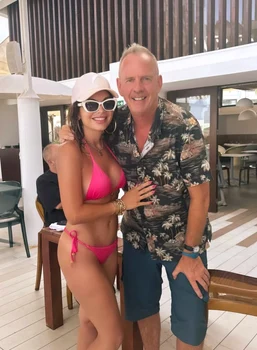 Iasmina Hill s-a întâlnit cu Fatboy Slim la Ibiza foto: Instagram